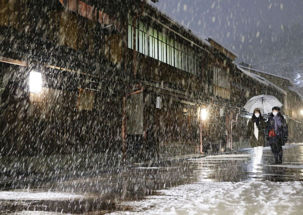 日本中部地区大雪