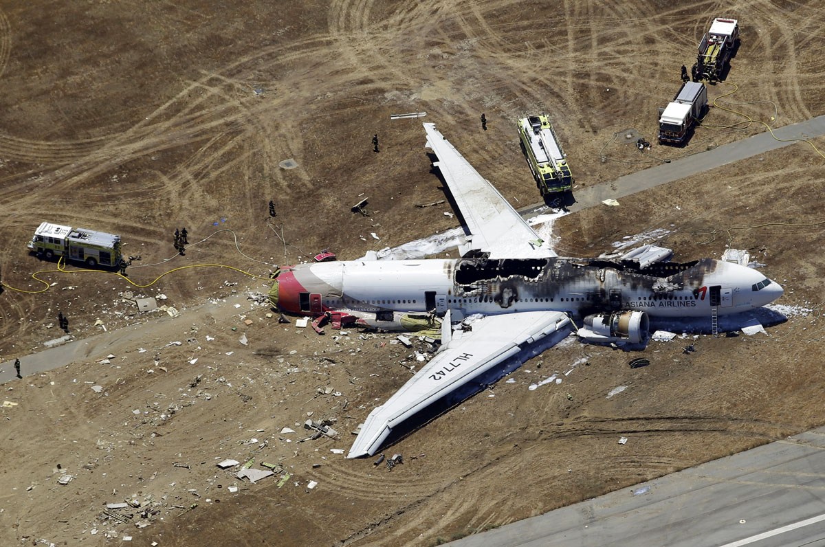 韩国客机或因撞上违规混凝土设施爆炸