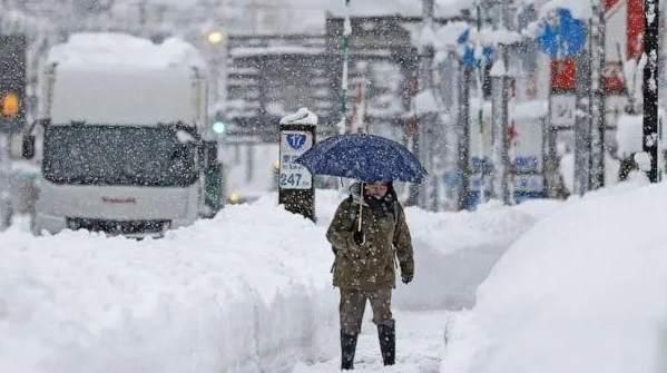 日本下大雪