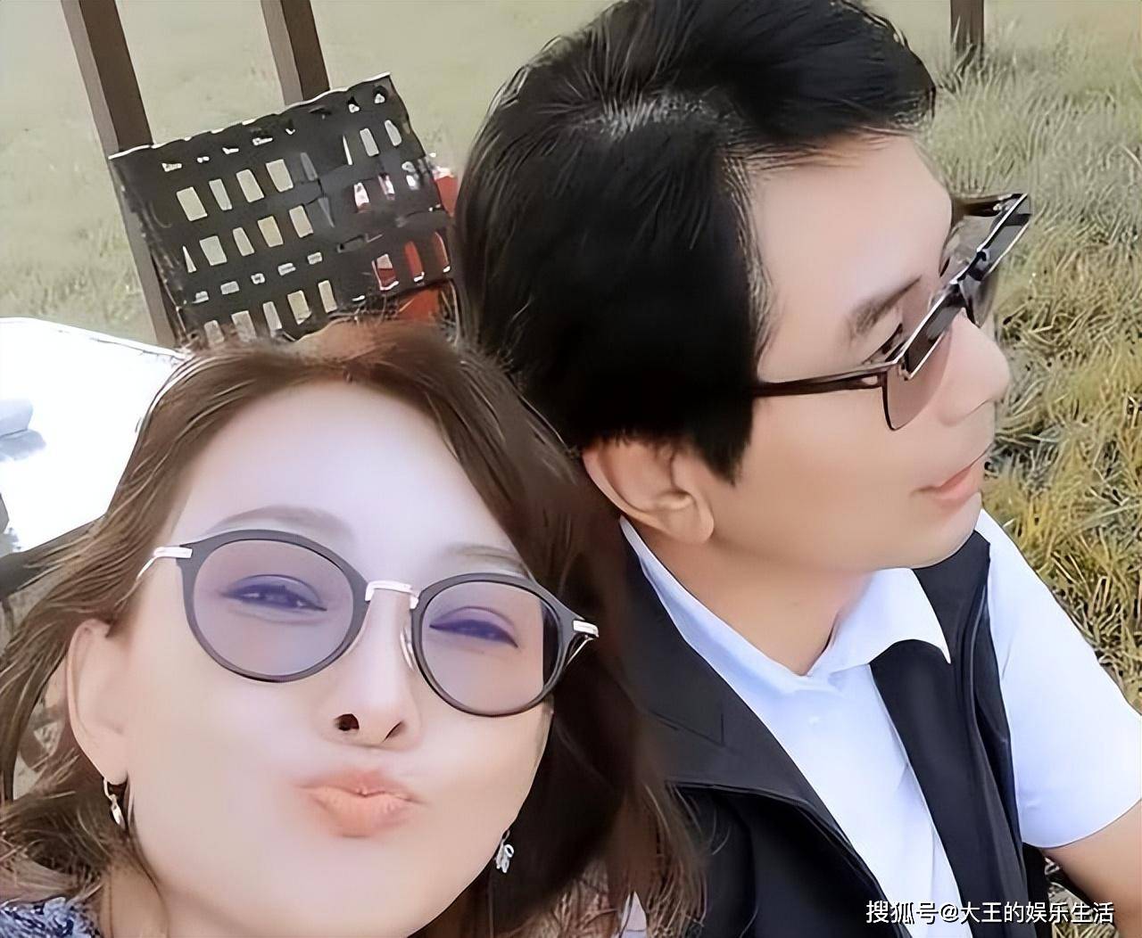 关于工作人员否认牛莉离婚传闻的文章