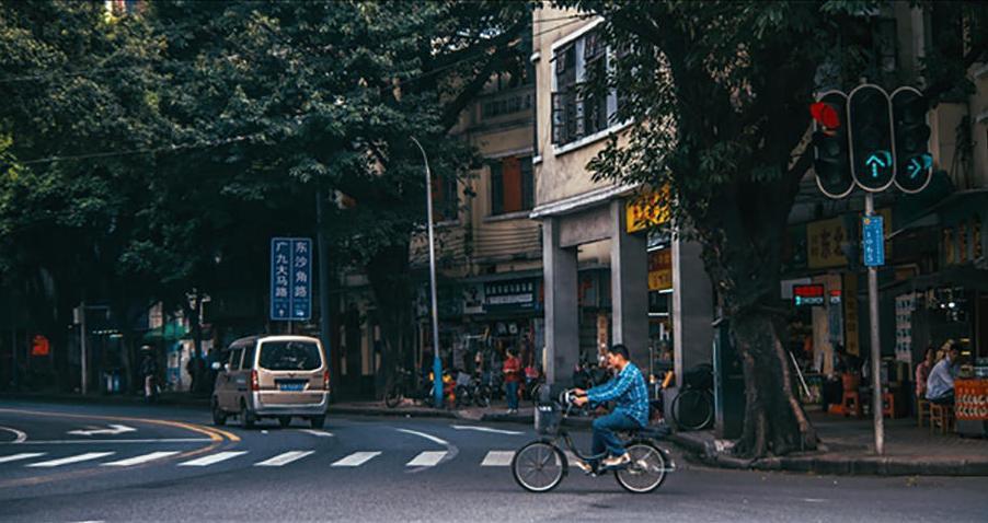 没有课上但不放假？广州多校回应