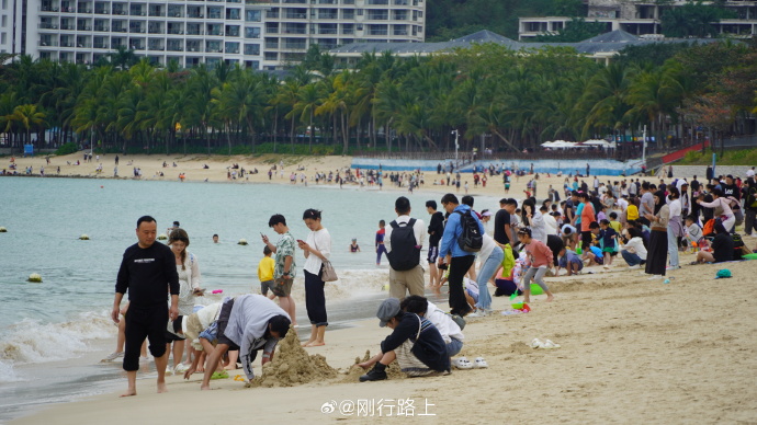 三亚西岛游客滞留事件，反思与改进