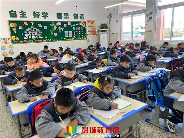 长沙一小学调整一二年级课程安排，揭秘9点20上课背后的故事