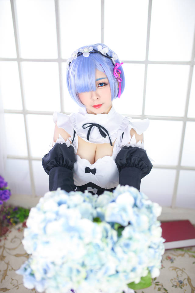 从零开始的COSPLAY生活！揭秘垫胸教程——打造完美身姿的秘诀，平地起高楼篇