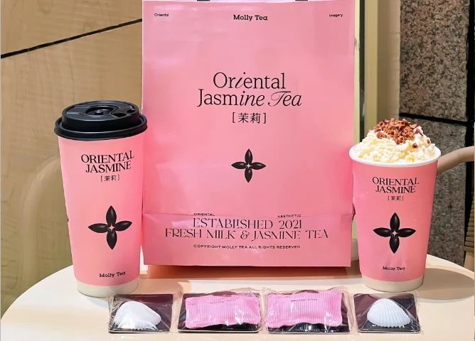 茉莉奶白惊现卫生危机，消费者竟喝出完整塑料袋，事件背后隐藏什么？